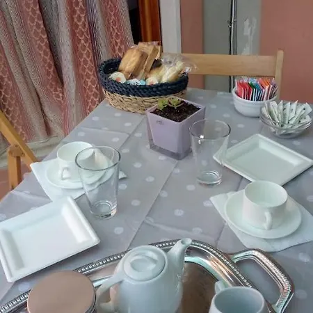 B&bmaya Frühstückspension *